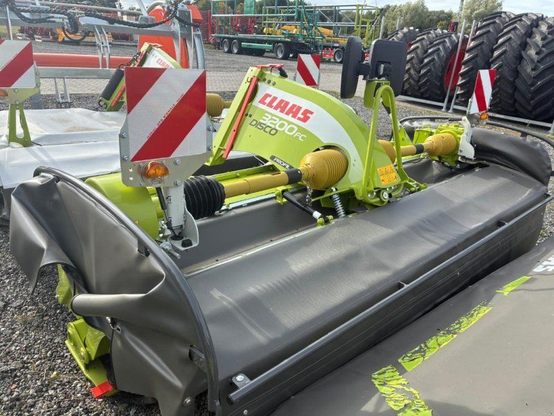 Claas Disco 3200 FC Profil mit Active Float