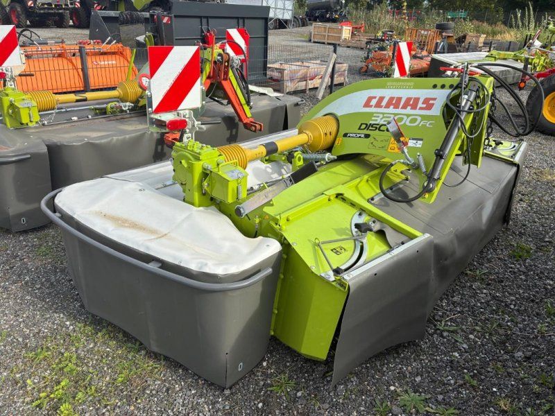 Claas Disco 3200 FC Profil mit Active Float