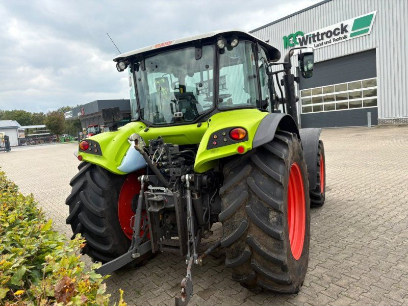 Claas Arion 420