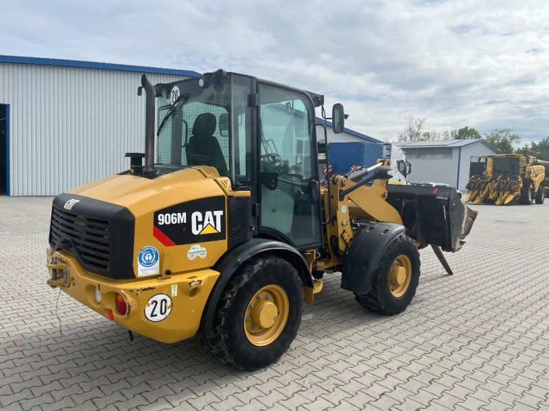 Cat 906 M