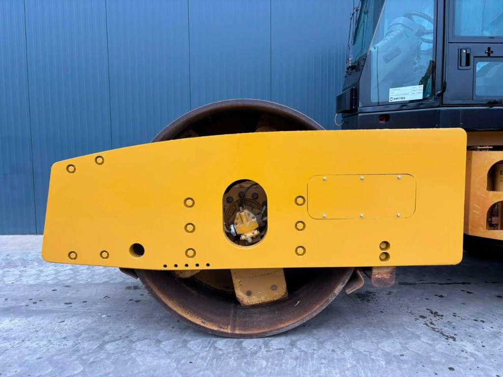 CAT CS74