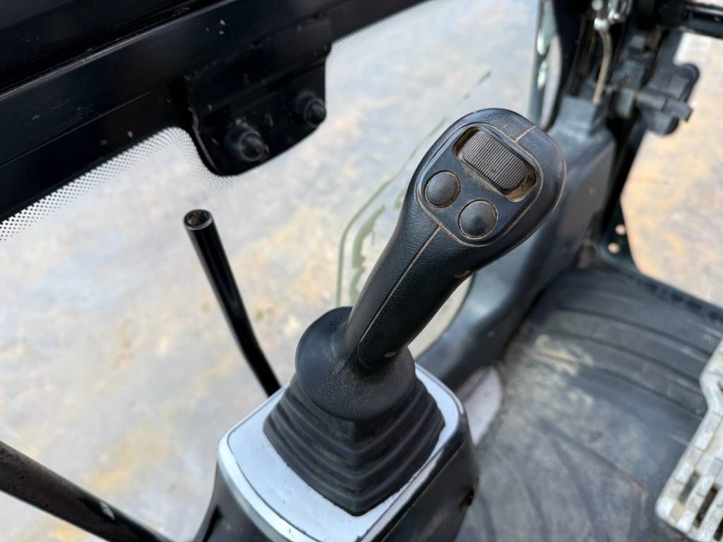 JCB JZ141LC - Hammer Lines / Automatic Greasing