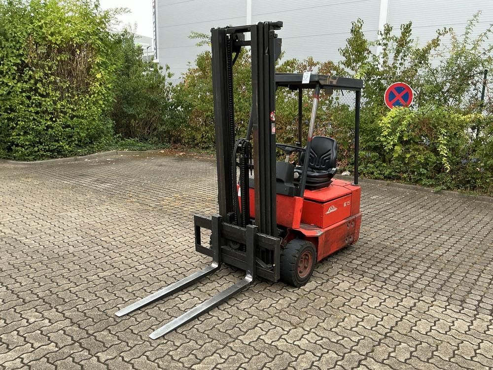 Linde E15 Forklift