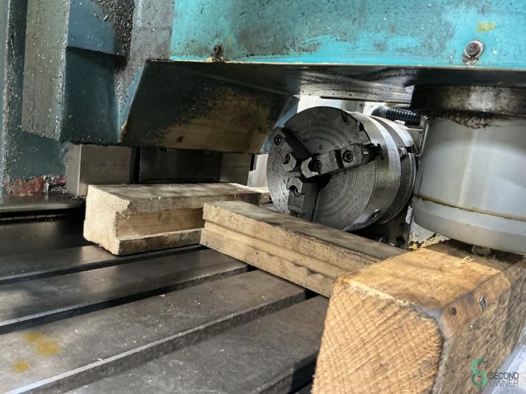 Milling machines Feeler FV-1000N 1999