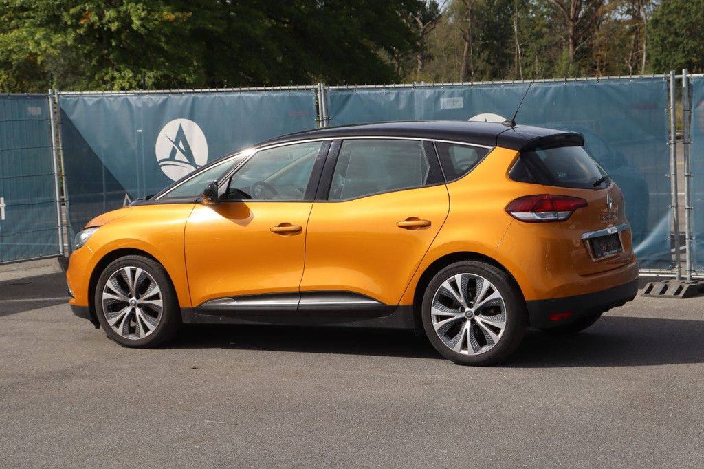 Personenauto Renault Scenic 1.2 Benzine 116pk 2017 (Marge)