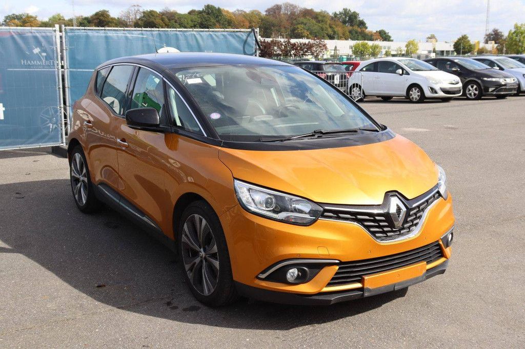 Personenauto Renault Scenic 1.2 Benzine 116pk 2017 (Marge)
