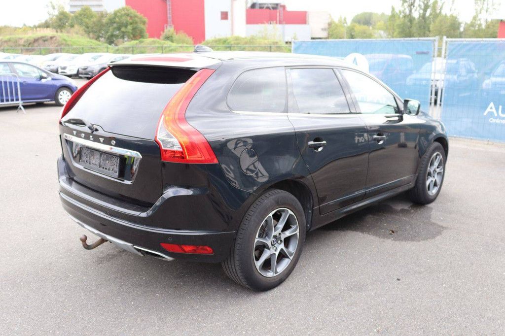 SUV Volvo XC60 Diesel 190hp 2016 (Margin)