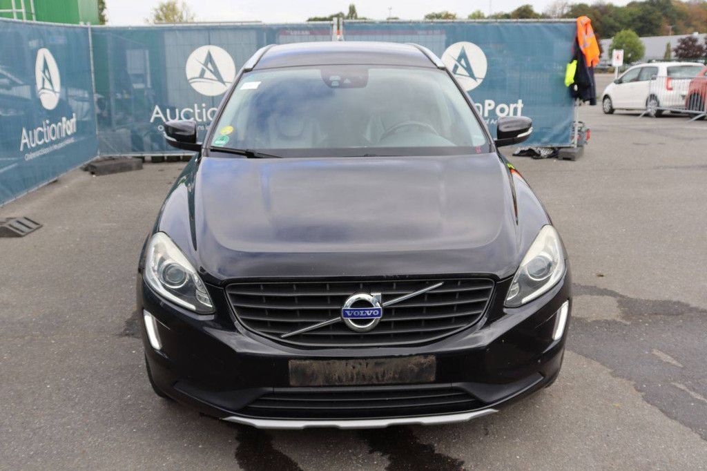 SUV Volvo XC60 Diesel 190hp 2016 (Margin)
