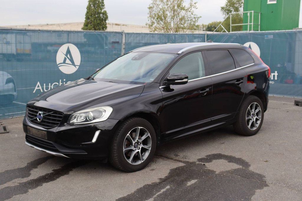SUV Volvo XC60 Diesel 190hp 2016 (Margin)
