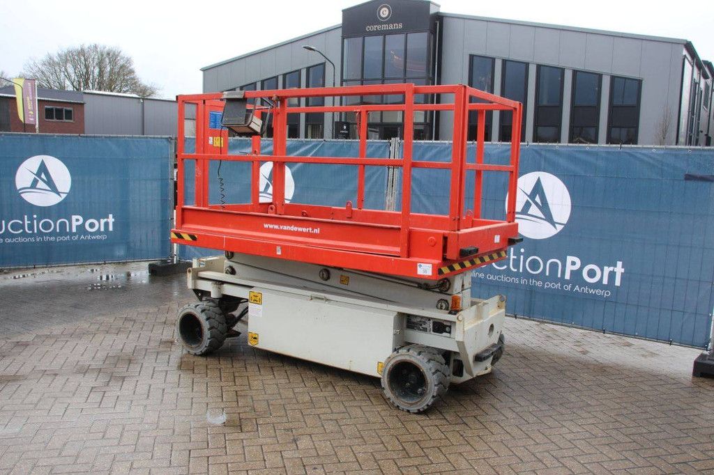 Scissor lift Holland Lift MONOSTAR Y-64EL14 Electric 8.4m 2015