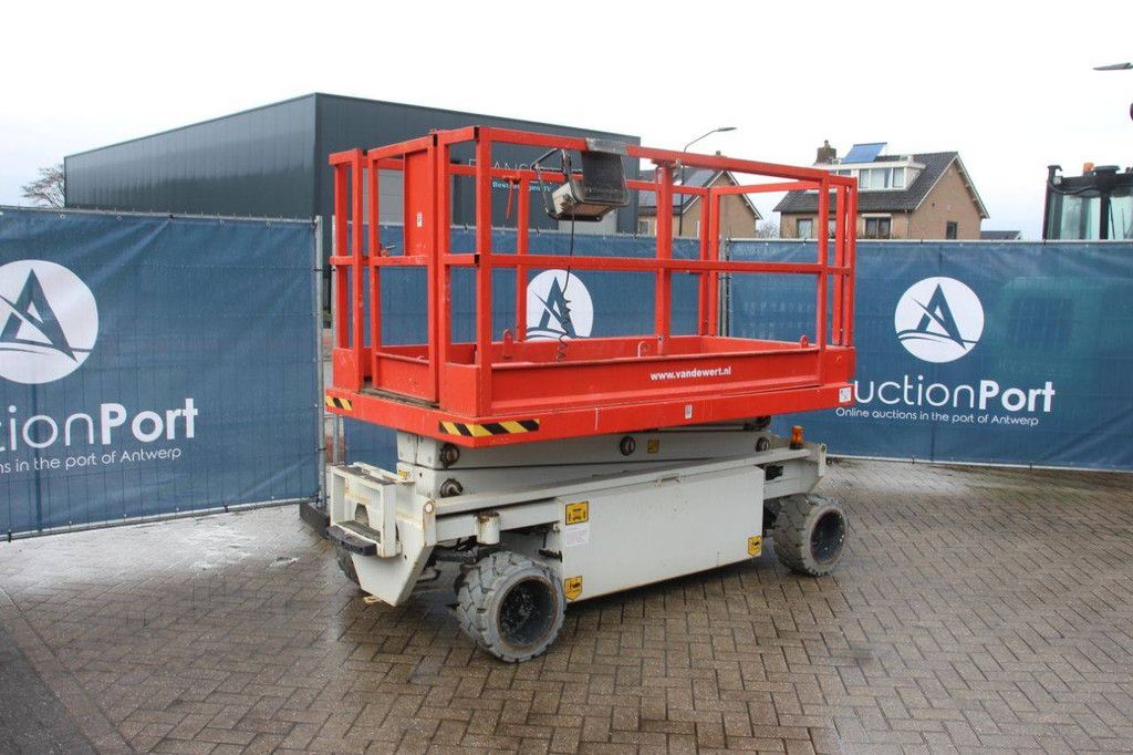 Scissor lift Holland Lift MONOSTAR Y-64EL14 Electric 8.4m 2015