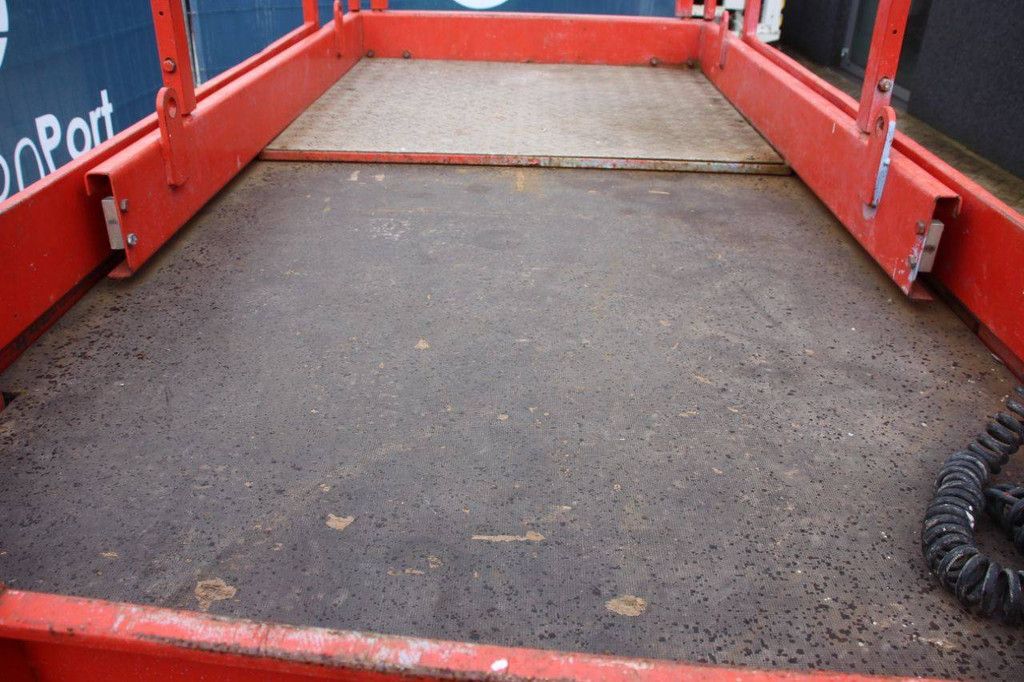 Scissor lift Holland Lift MONOSTAR Y-64EL14 Electric 8.4m 2015