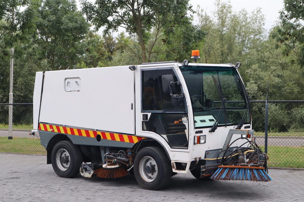 AEBI MFH 5000 | FRONT BRUSH | 1.000 L TANK | SWEEPER