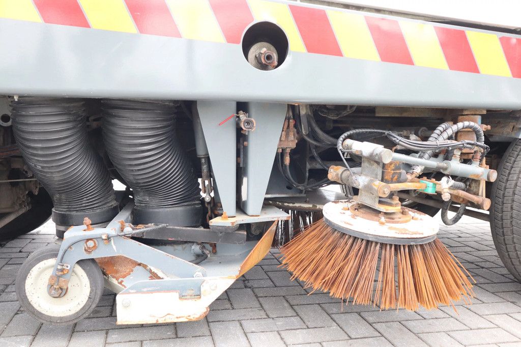 AEBI MFH 5000 | FRONT BRUSH | 1.000 L TANK | SWEEPER