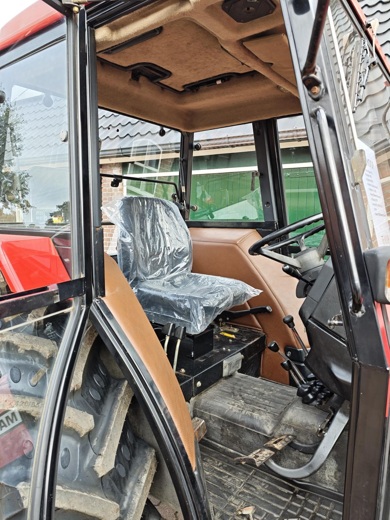 Prachtige Massey Ferguson 355