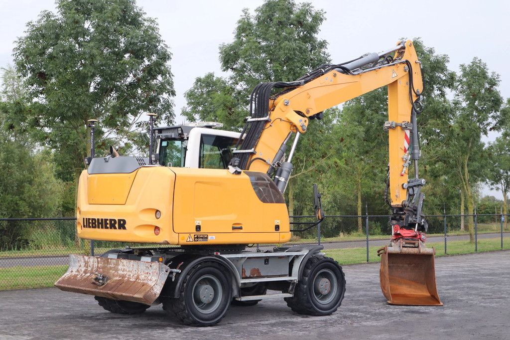 Liebherr A916 | ROTOTILT R5 + GRIP | 3D GPS | BSS | FULL OPTIONS
