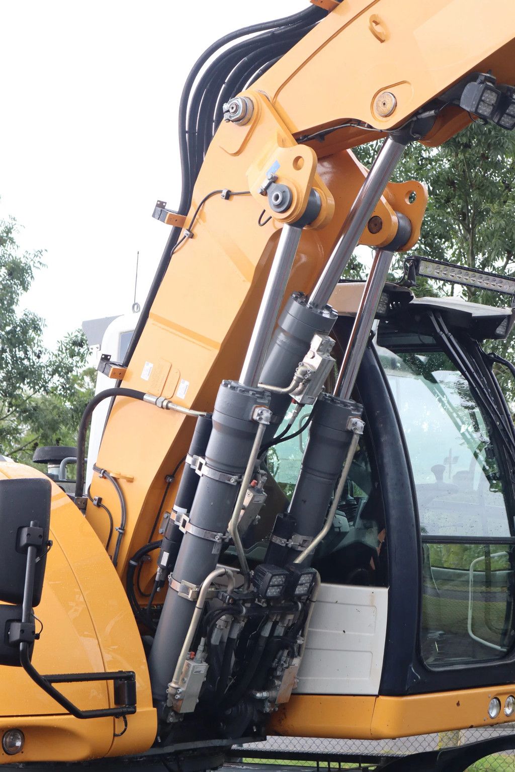 Liebherr A916 | ROTOTILT R5 + GRIP | 3D GPS | BSS | FULL OPTIONS