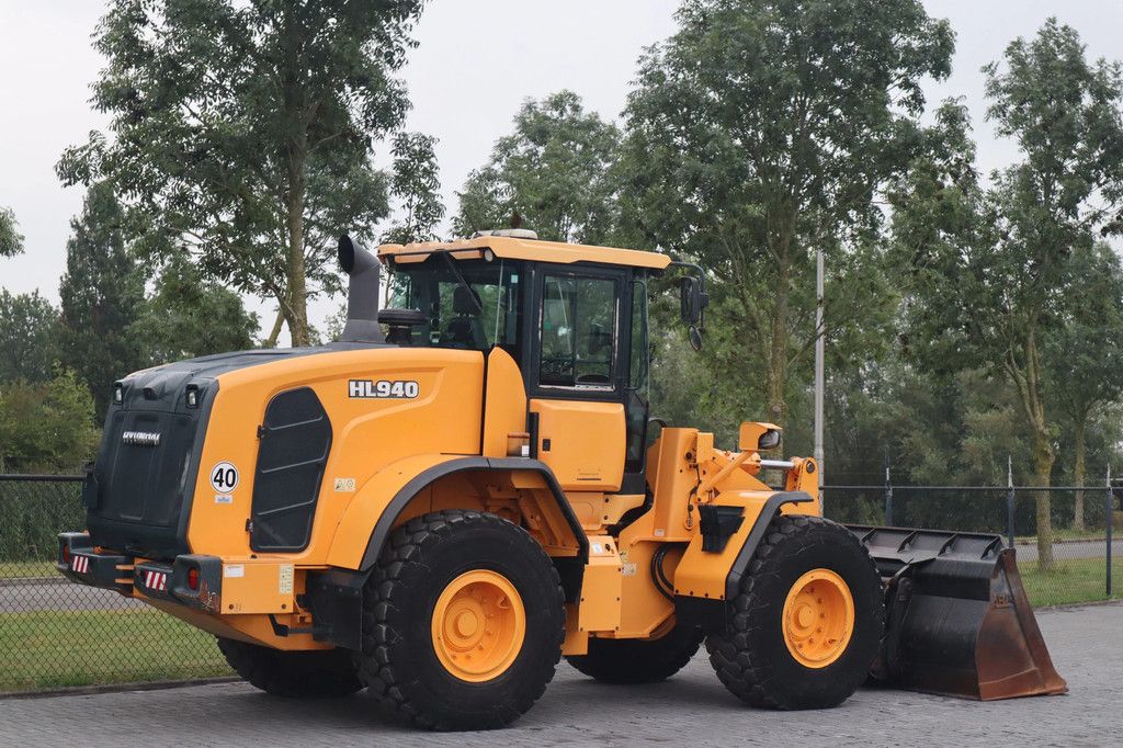 Hyundai HL940 | 2.097 HOURS! | BUCKET | QUICK COUPLER | BSS