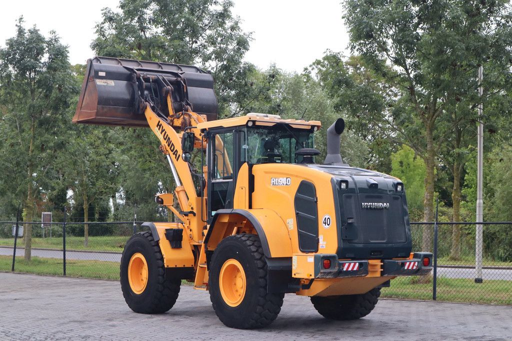 Hyundai HL940 | 2.097 HOURS! | BUCKET | QUICK COUPLER | BSS