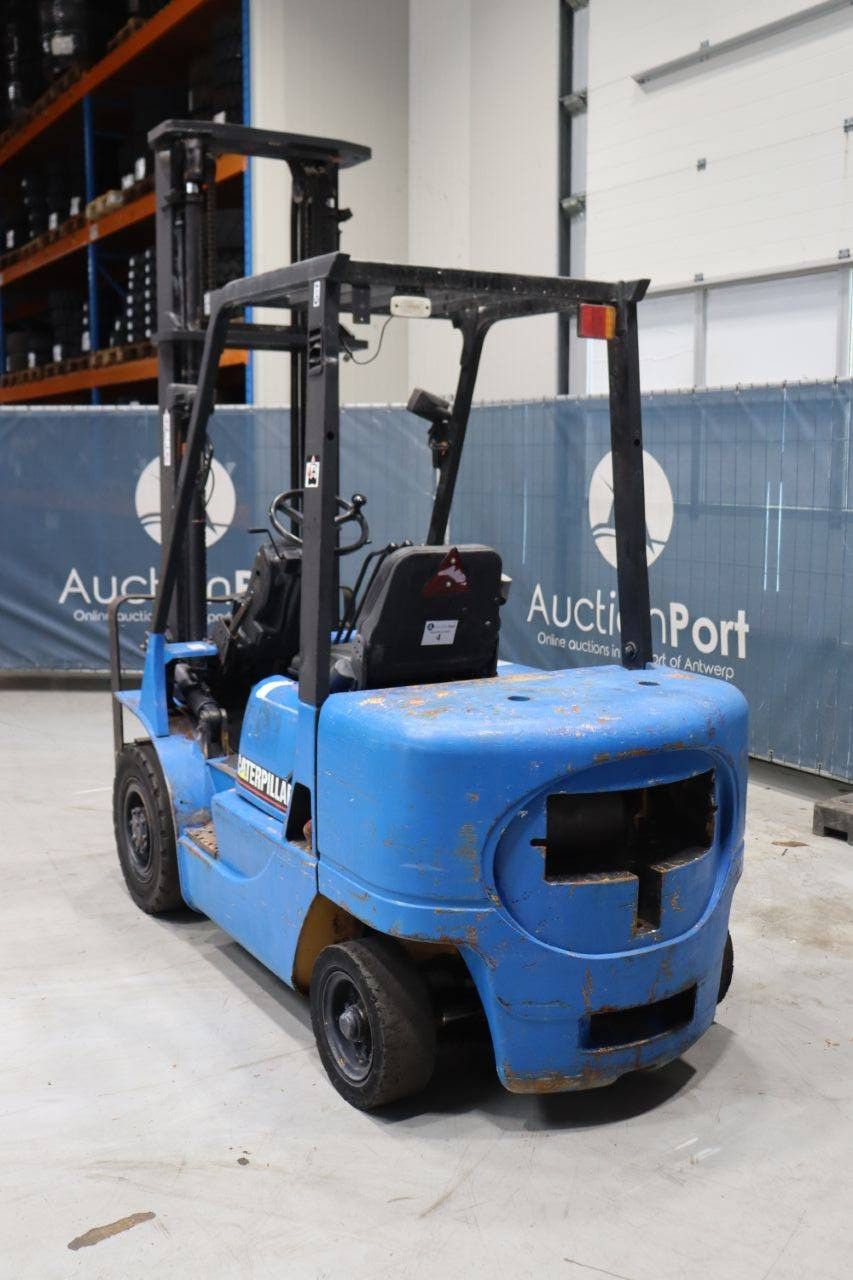 Caterpillar DP25K Diesel Forklift 2500kg 4.5m 2000
