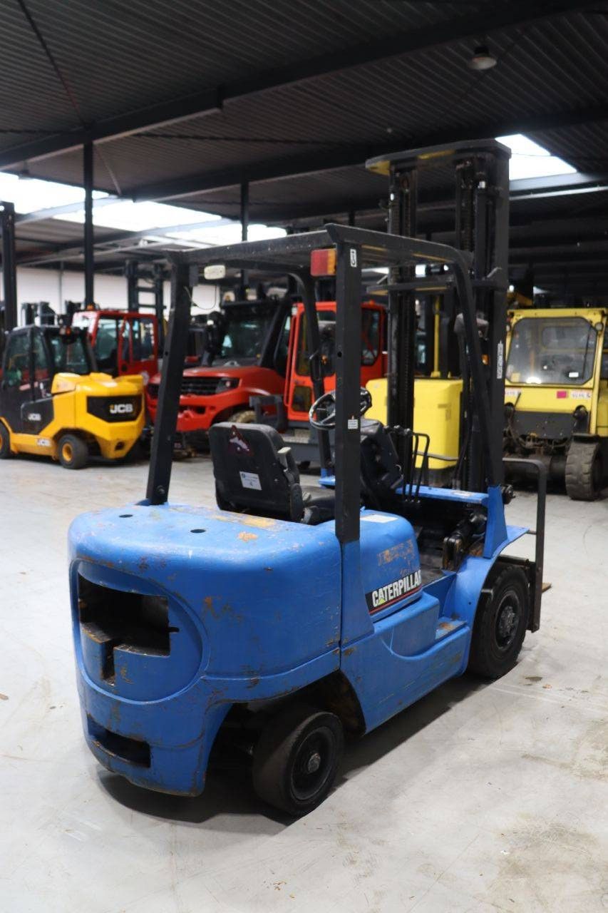 Caterpillar DP25K Diesel Forklift 2500kg 4.5m 2000