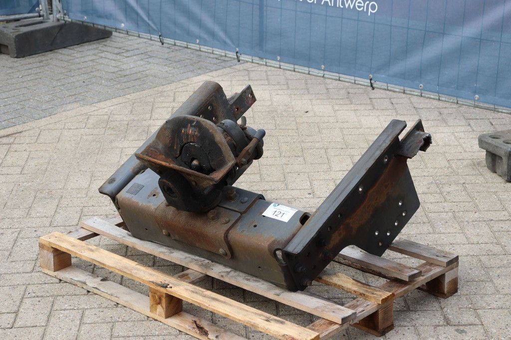 Truck Towbar VBG DB75V-2