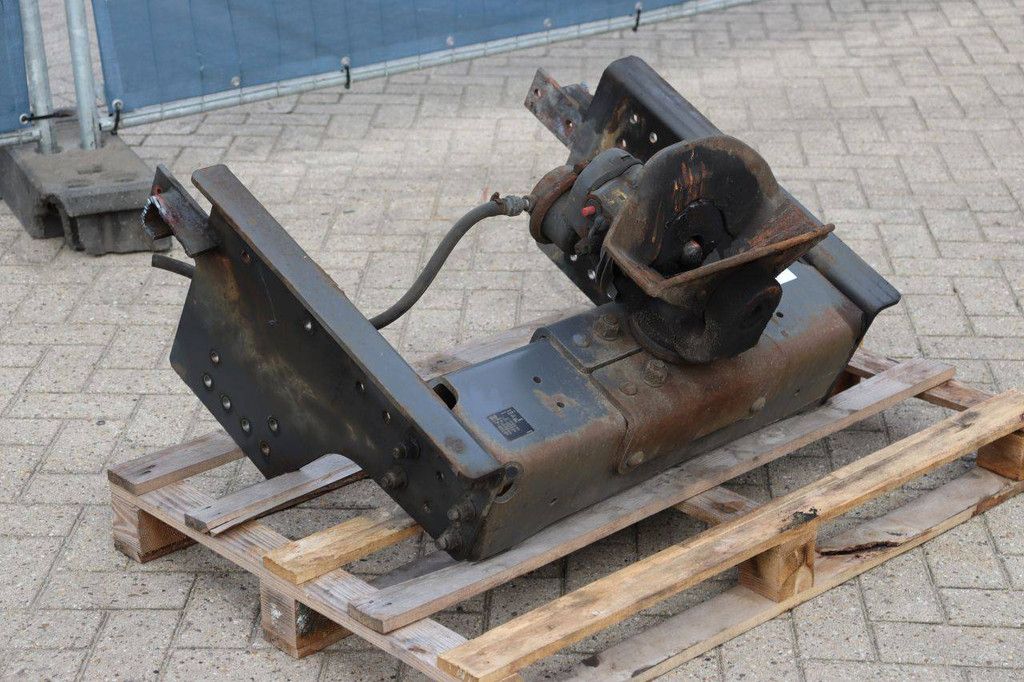 Truck Towbar VBG DB75V-2