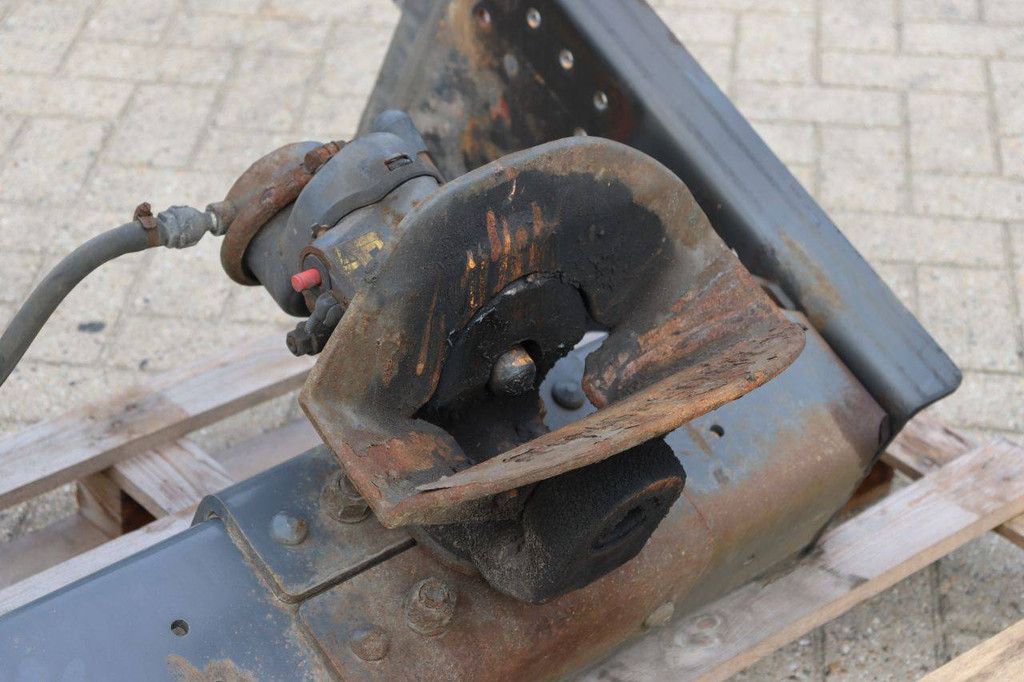 Truck Towbar VBG DB75V-2