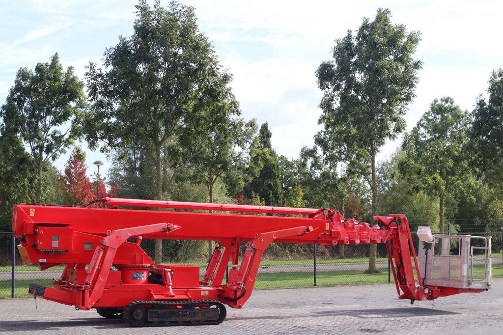 Teupen LEO 36 T | 36 METER | REMOTE CONTROL