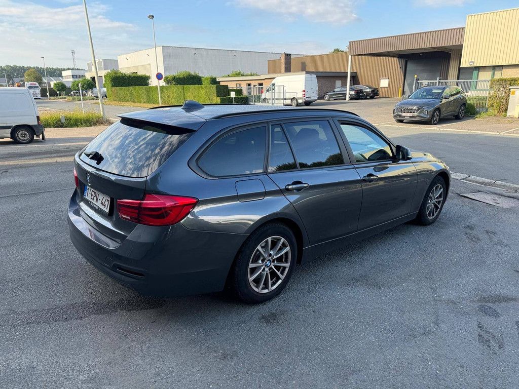 BMW 318D Touring 136hp 2018