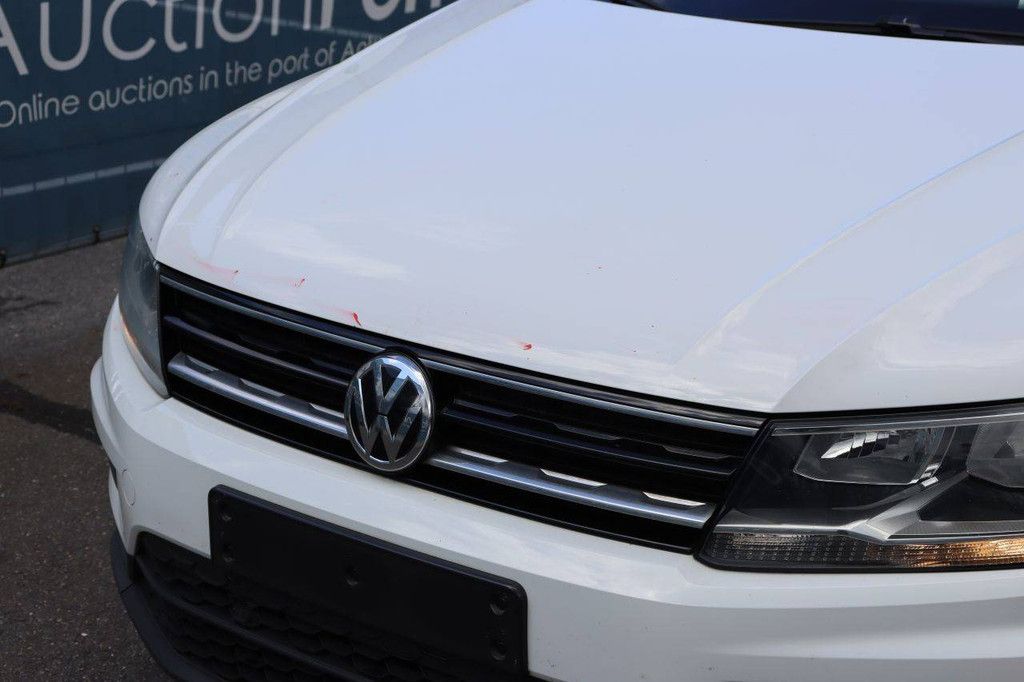 SUV Volkswagen Tiguan Petrol 150hp 2019