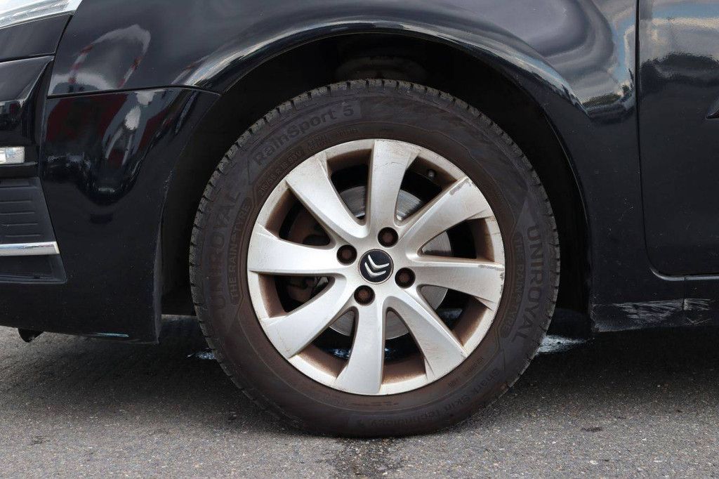 Passenger car Citroen Grand C4 Picasso Diesel 112hp 2011 (Margin)