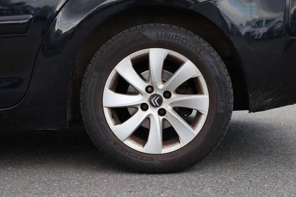 Passenger car Citroen Grand C4 Picasso Diesel 112hp 2011 (Margin)