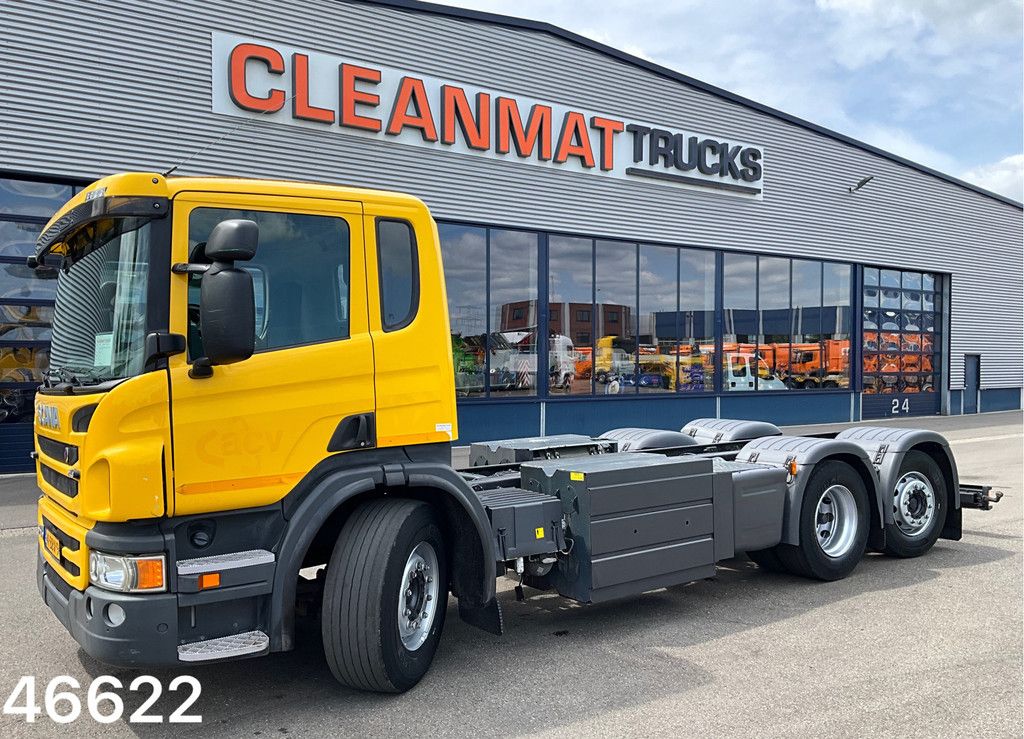 Scania P 310 Chassis cabine Retarder with PTO Just 205.148 km!