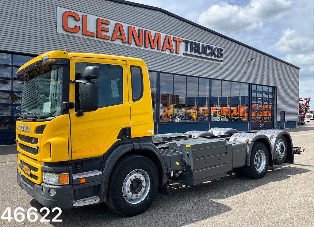 Scania P 310 Chassis cabine Retarder with PTO Just 205.148 km!