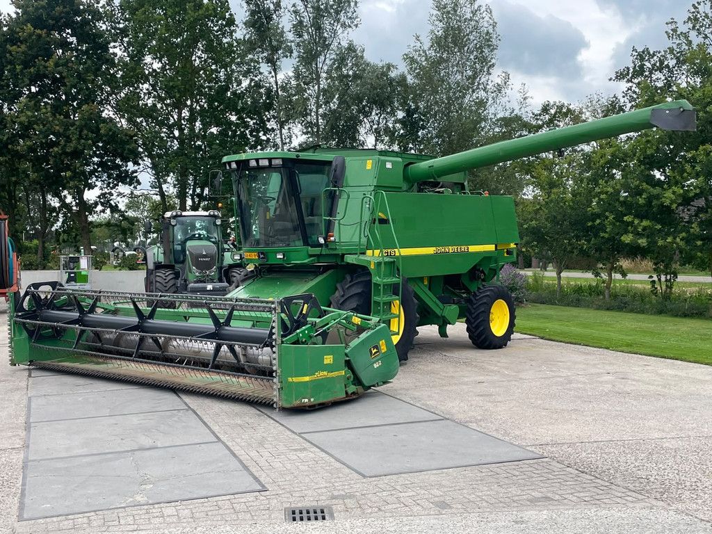 John Deere CTS Combine CTS Combine Hakselaar Airco 6.50 meter