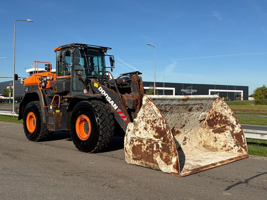 Doosan DL380-7