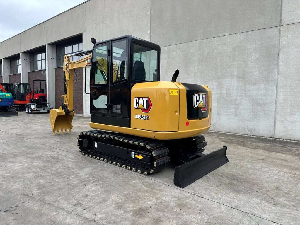 Midigraafmachine Caterpillar 305.5E2 Diesel 2017