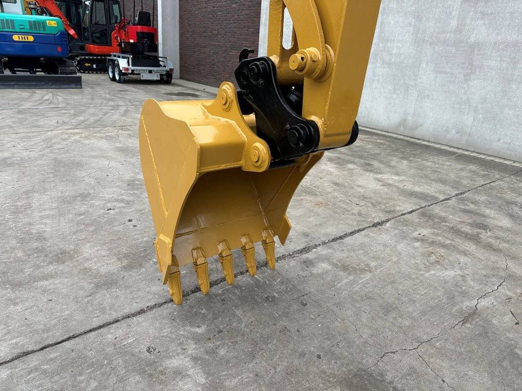 Midigraafmachine Caterpillar 305.5E2 Diesel 2017