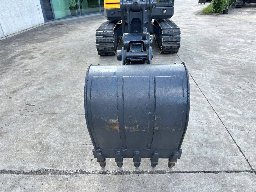 Midi excavator Volvo EC60C Diesel 2013