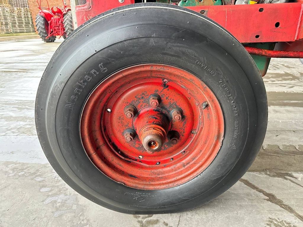 Traktor Oldtimer VOLVO BM470 Diesel