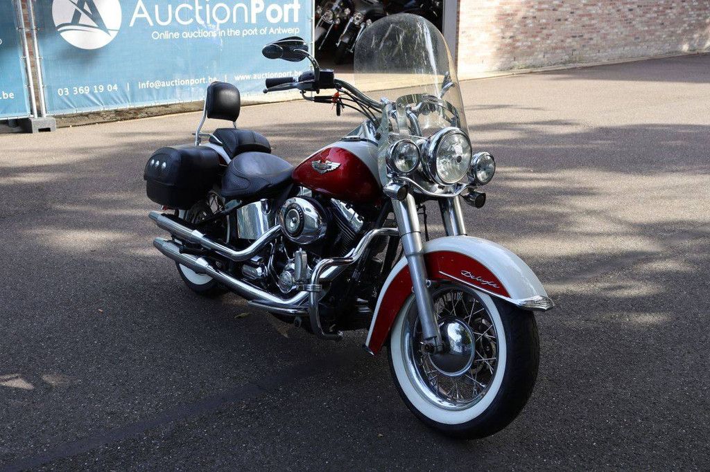 Harley-Davidson DELUXE SOFTAIL Gasoline Motorcycle 2013