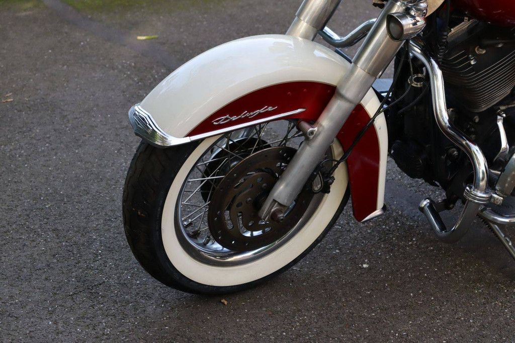 Harley-Davidson DELUXE SOFTAIL Gasoline Motorcycle 2013