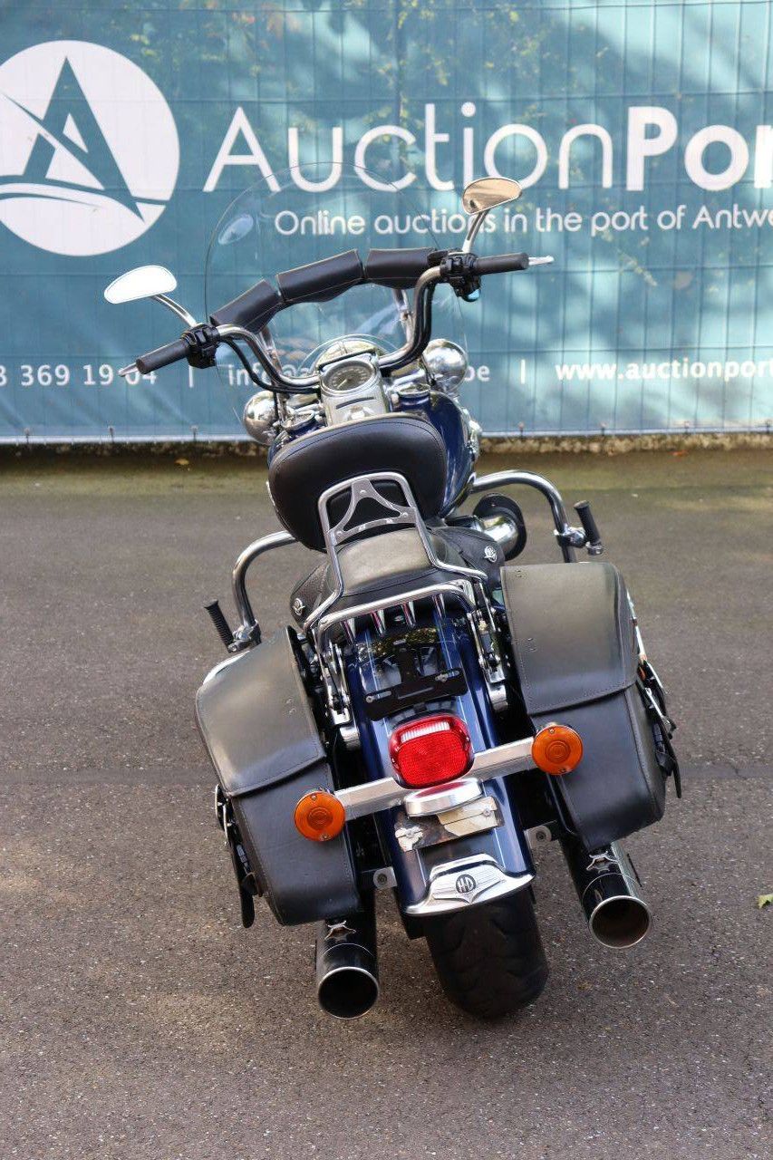Motorcycle Harley-Davidson ROAD KING CUSTOM Petrol 2013