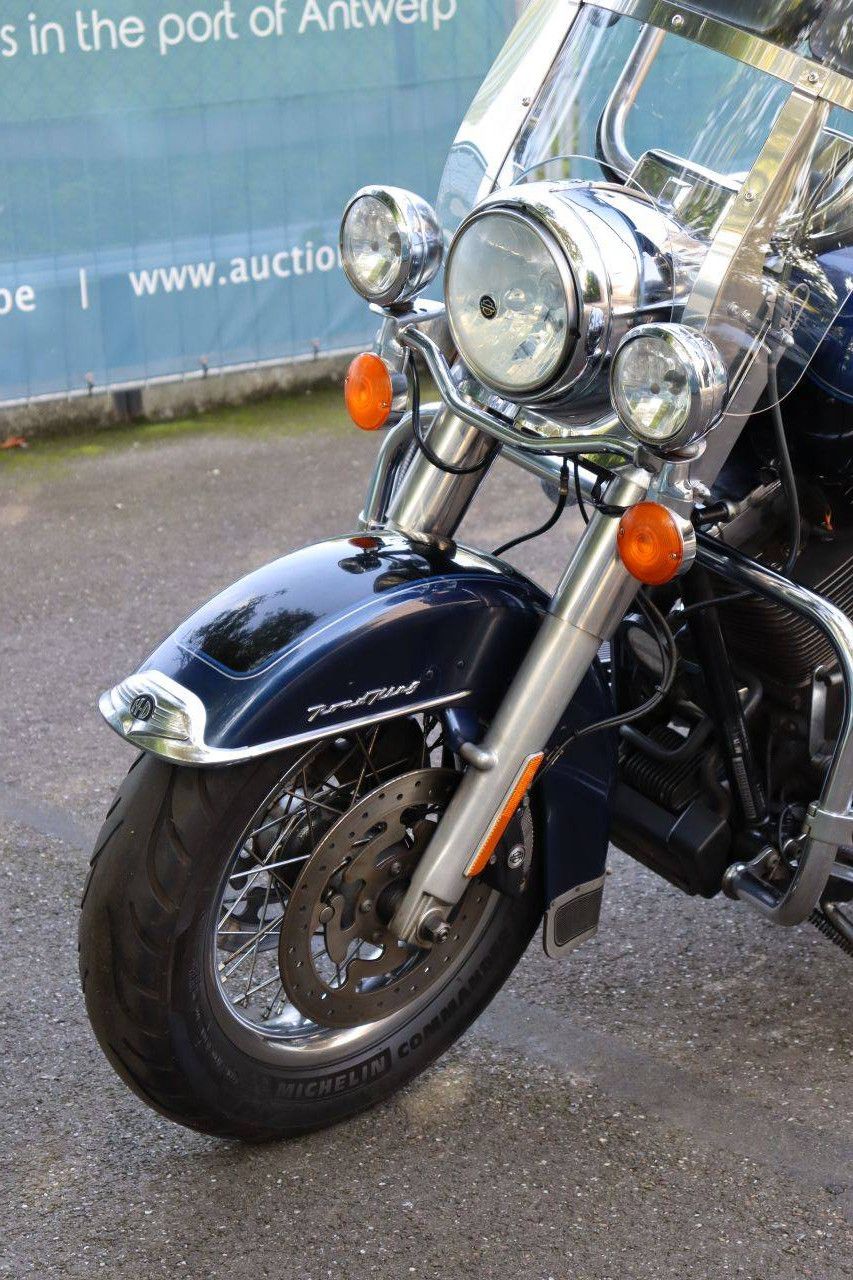 Motorcycle Harley-Davidson ROAD KING CUSTOM Petrol 2013