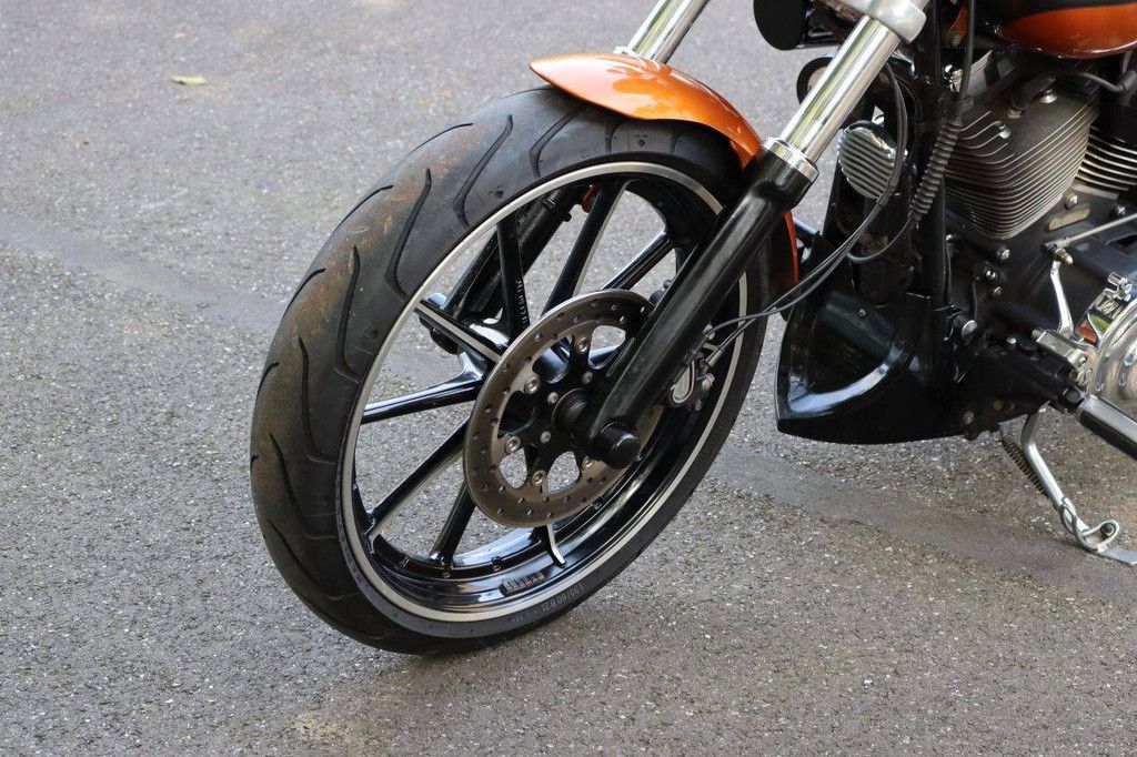 Harley-Davidson BREAKOUT SOFTAIL Motorcycle Gasoline 2014