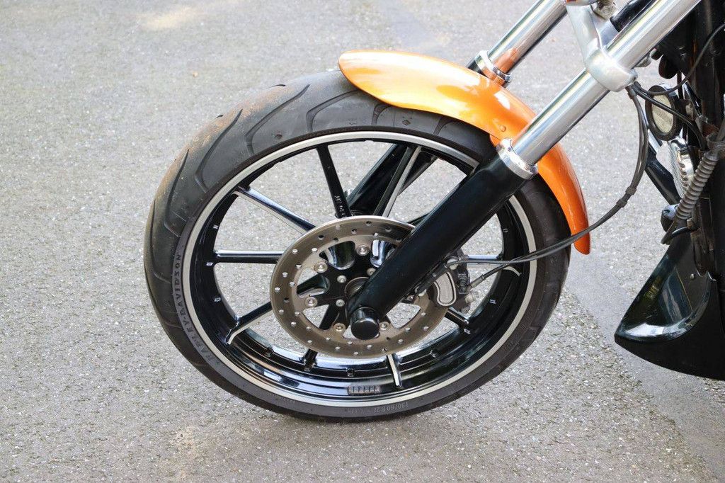Harley-Davidson BREAKOUT SOFTAIL Motorcycle Gasoline 2014