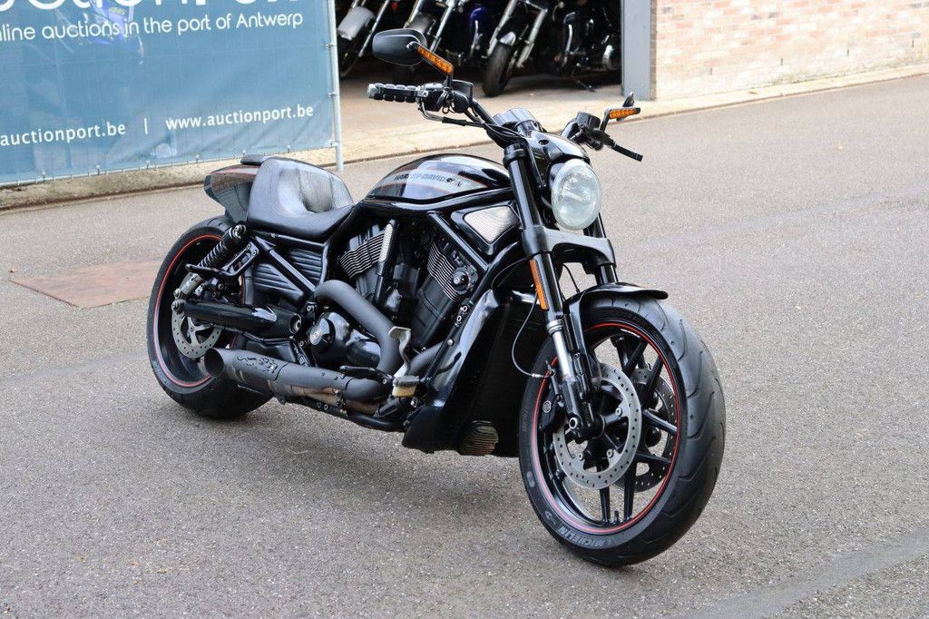 Motor Harley-Davidson NIGHT ROD SPECIAL Benzine 2014