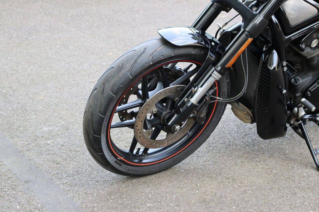 Motor Harley-Davidson NIGHT ROD SPECIAL Benzine 2014