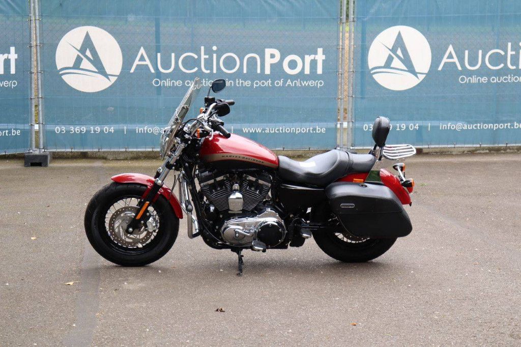 Motorcycle Harley Davidson XL1200 Superlow Petrol 2020